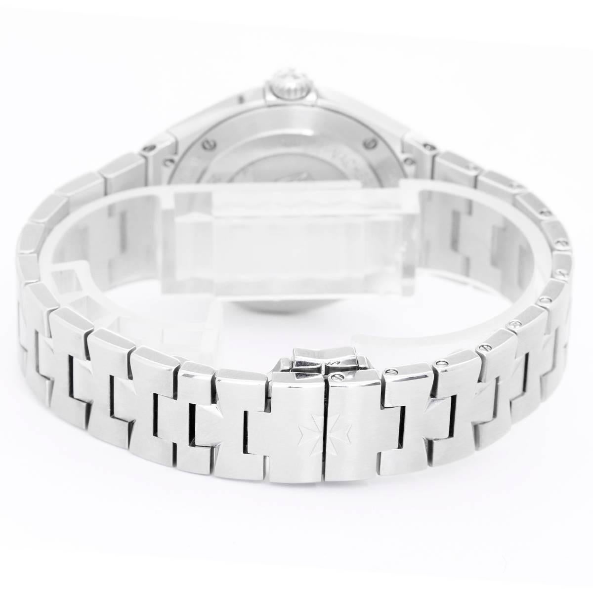 Women's or Men's Vacheron Constantin Ladies Stainless Steel Overseas Quartz Wristwatch Ref 25750