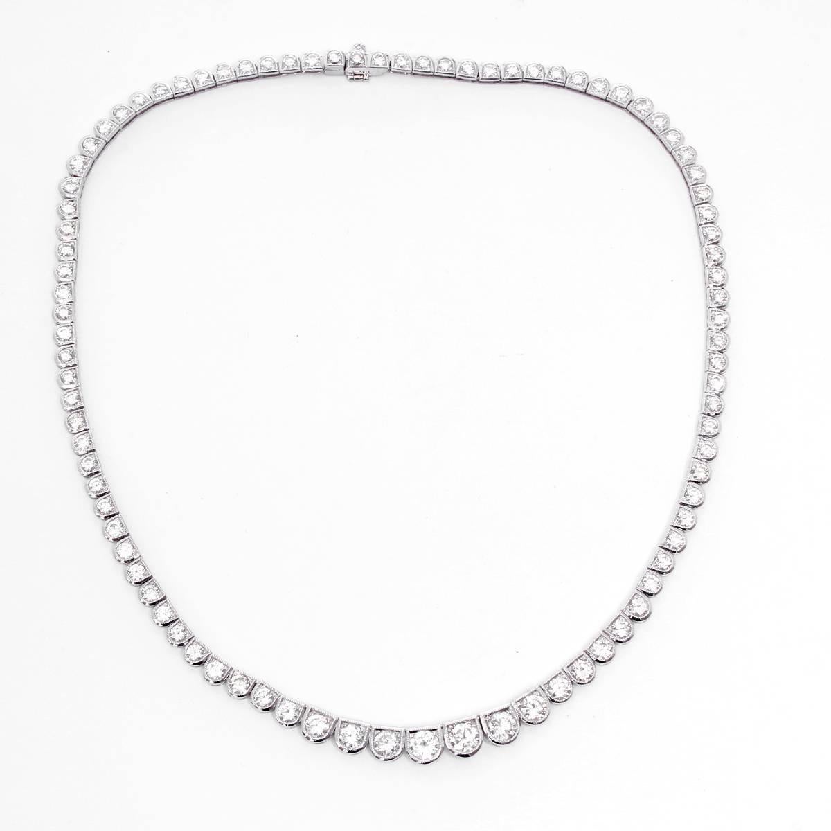 Sophia D. Platinum Mounting Diamond Necklace In Excellent Condition In Dallas, TX