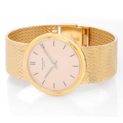Patek Philippe & Co. Yellow Gold Calatrava Manual Wristwatch Ref 3611 / 1