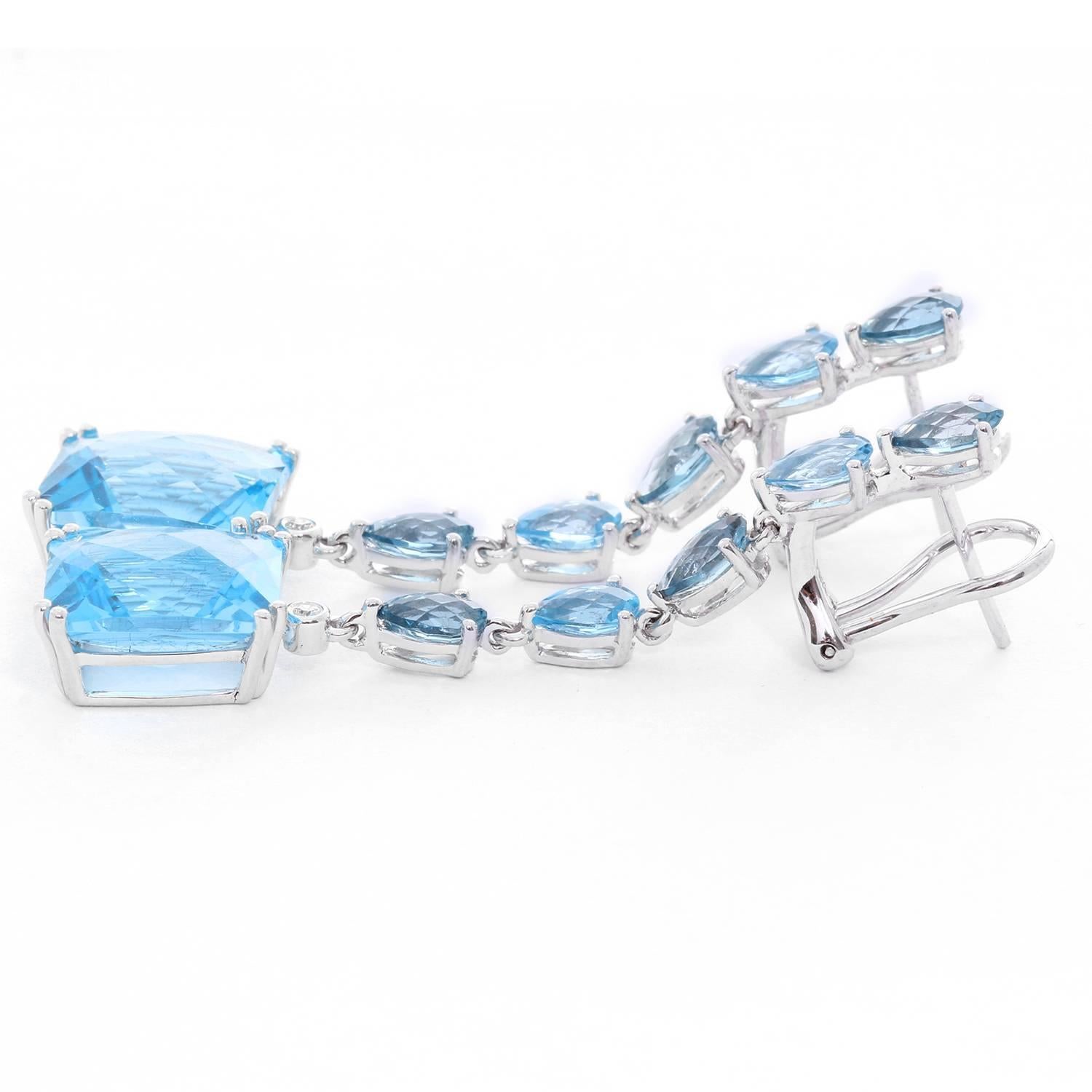 18 Karat White Gold Blue Topaz Dangling Earrings In New Condition For Sale In Dallas, TX