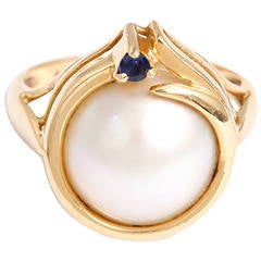 Beautiful Pearl and Synthetic Sapphire Gold Ring 12