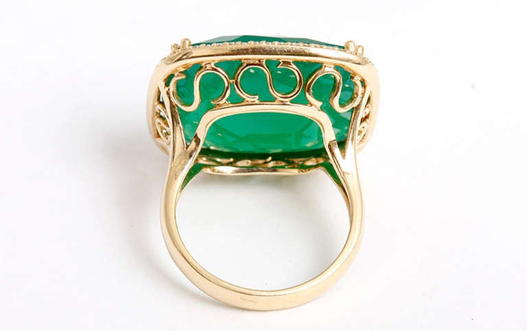 Beautiful Yellow Gold Square Green Agate Diamond Ring In New Condition In Dallas, TX
