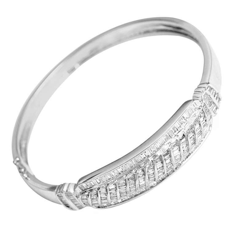 Beautiful White Gold Apx 4 Ct Baguette Diamond Bangle Bracelet At Beautiful White Gold Apx 4 Ct Baguette Diamond Bangle Bracelet For
