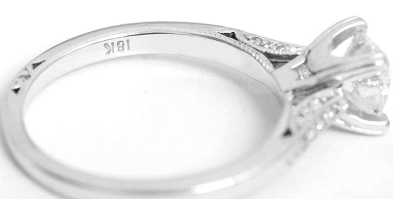 Women's Elegant White Gold and Diamond Engagement Ring and Wedding Band Set