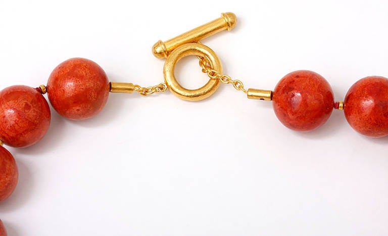 Yossi Harari Yellow Gold Red Sponge Coral Necklace