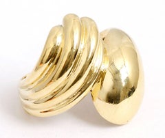 Charming Yellow Gold Swirl Ring Size 5 - 5 1/2