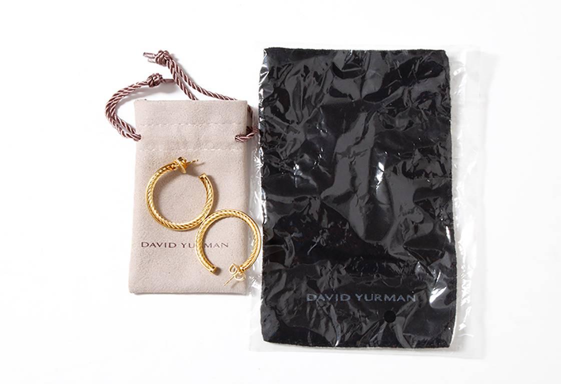 David Yurman Crossover Medium Hoop Earrings in Yellow Gold In New Condition In Dallas, TX
