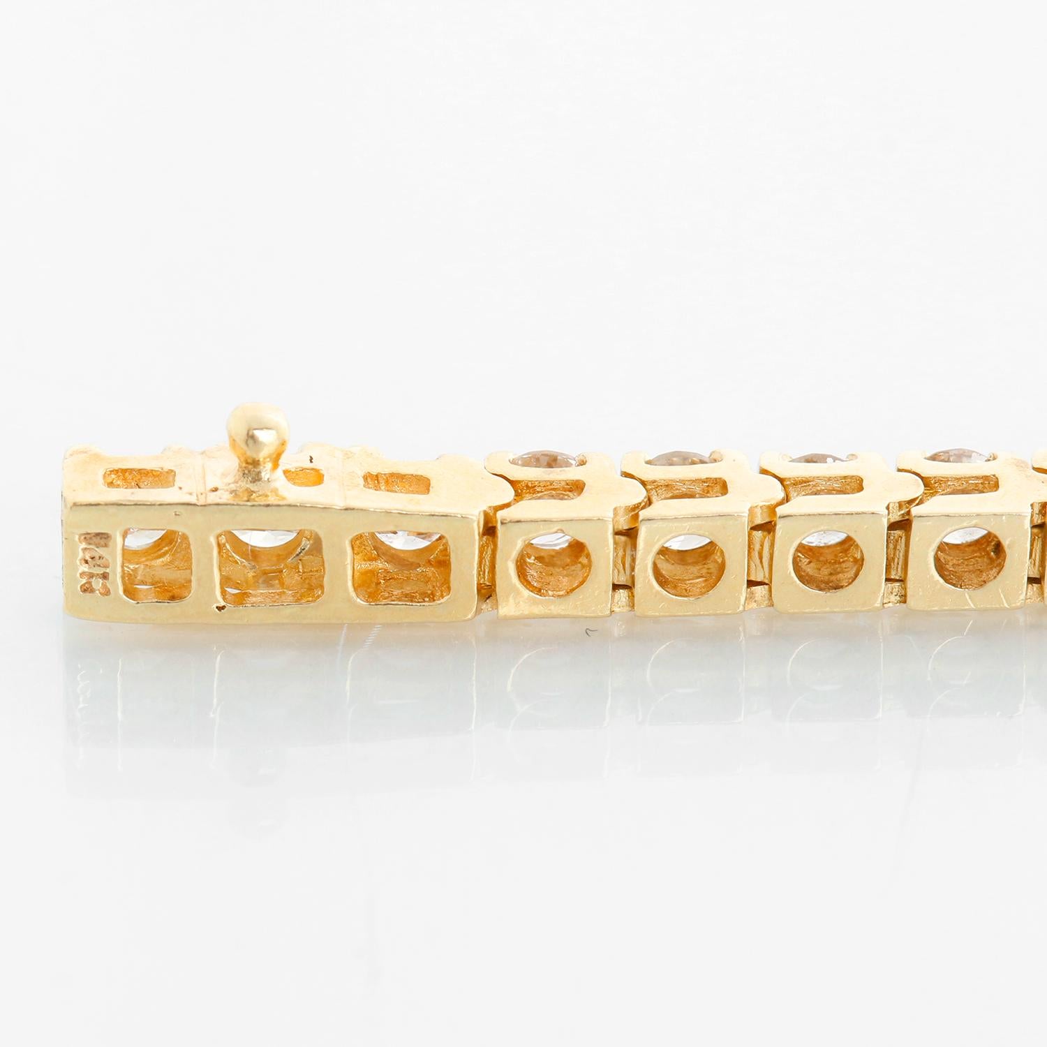 Bracelet de tennis en or jaune 14K avec diamants Approx. 5 cts Pour femmes en vente