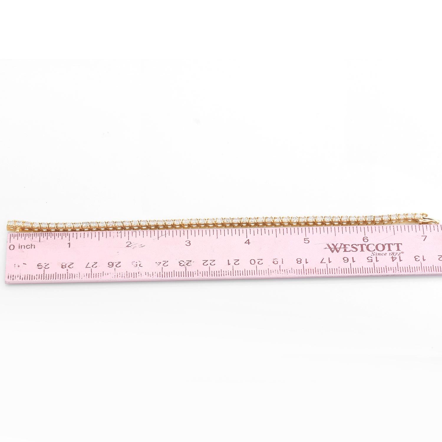 Bracelet de tennis en or jaune 14K avec diamants Approx. 5 cts en vente 1