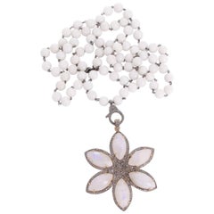 Amazing White Agate and Moonstone Starburst Pendant Necklace