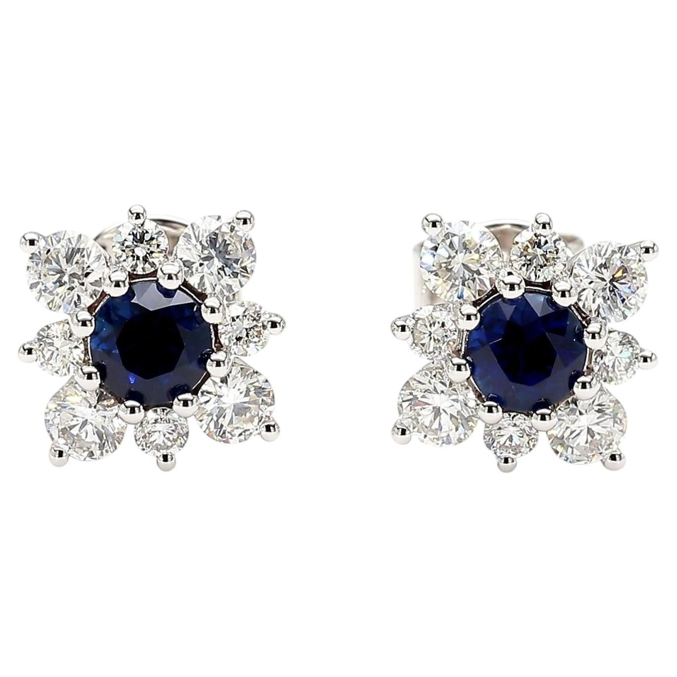 Pendientes de oro con zafiro redondo azul natural y diamante de 1.51 quilates TW en venta