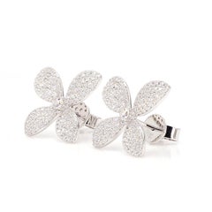 Boucles d'oreilles en or ornées de diamants ronds blancs naturels de 0.98 carats TW