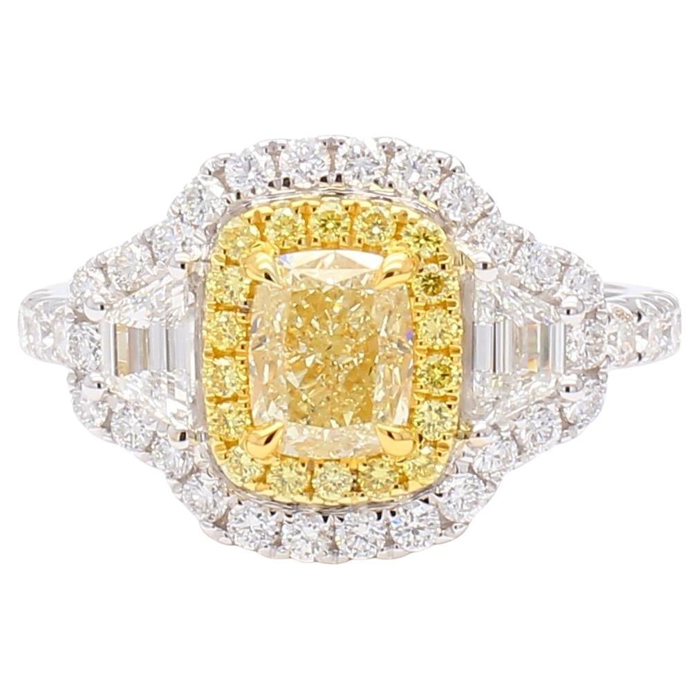 Bague cocktail en or jaune naturel certifié GIA avec diamant coussin de 2.13 carats poids total
