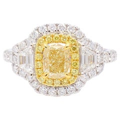 Bague cocktail en or jaune naturel certifié GIA avec diamant coussin de 2.13 carats poids total