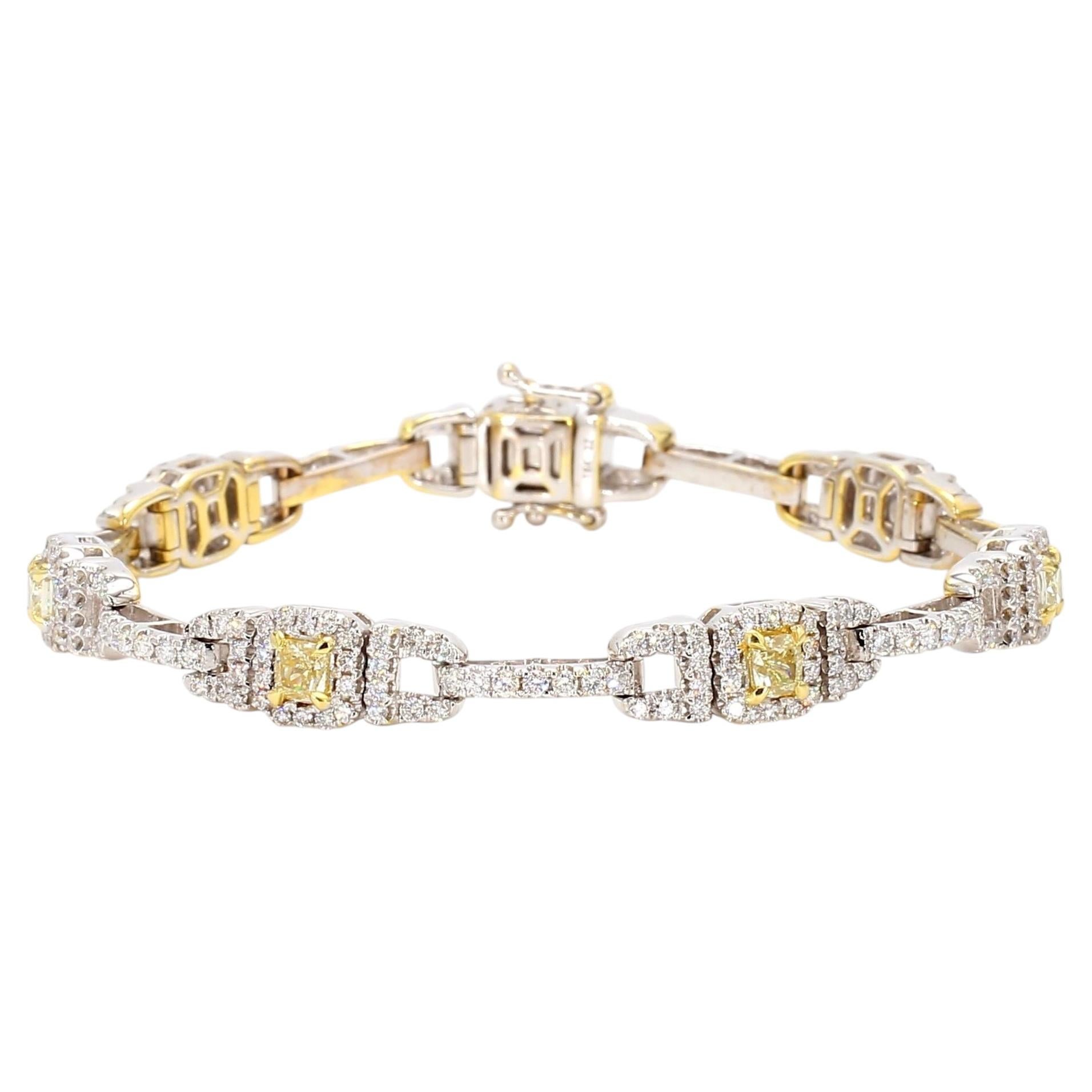 Bracelet tennis en or jaune naturel avec diamants taille coussin de 4.30 carats poids total