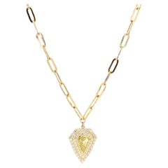 Collier en or avec diamant « Trillion » certifié GIA, de couleur jaune foncé fantaisie, de 1,19 carat TW