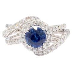 Bague cocktail en or de 2.72 carats poids total, saphir rond bleu naturel et diamant blanc