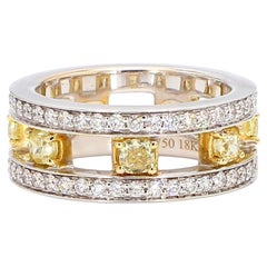 Alliance en or avec diamant rayonnant de couleur naturelle jaune 1.71 carats TW