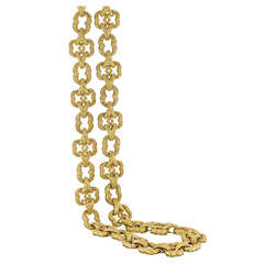 Wander Chain Link Yellow Gold Necklace 12