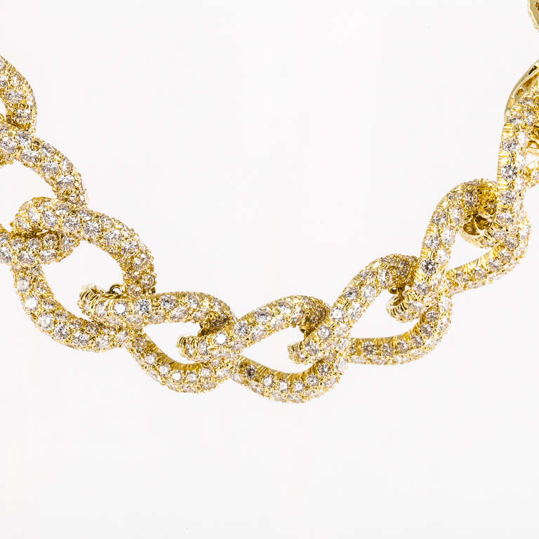 Henry Dunay Pave Diamond Link Necklace In Excellent Condition In Houston, TX