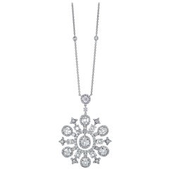 Nachlass-Halskette aus 18 Karat Weißgold mit Schneeflocken-Diamant-Anhänger
