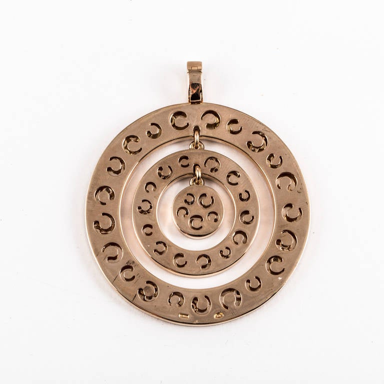 Crivelli circular pendant in 18K rose gold with round diamonds.  The diamonds total 4.25 carats, F-G color, and VS1-2 clarity.  It has a hinged bail for versatility.  It is stamped: 3130AL.  This pendant pairs beautifully with Reference LU198208000.