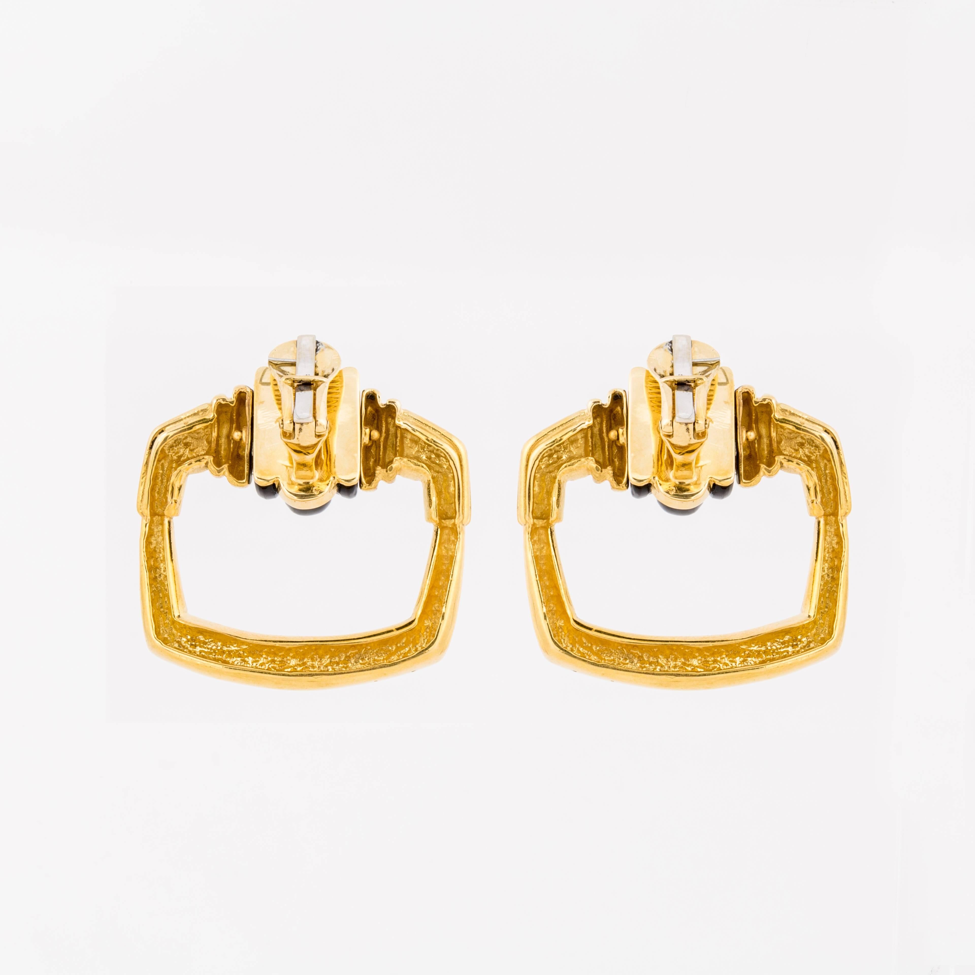 Taille mixte Aldo Cipullo Boucles d'oreilles Doorknocker en or jaune 18 carats et onyx en vente