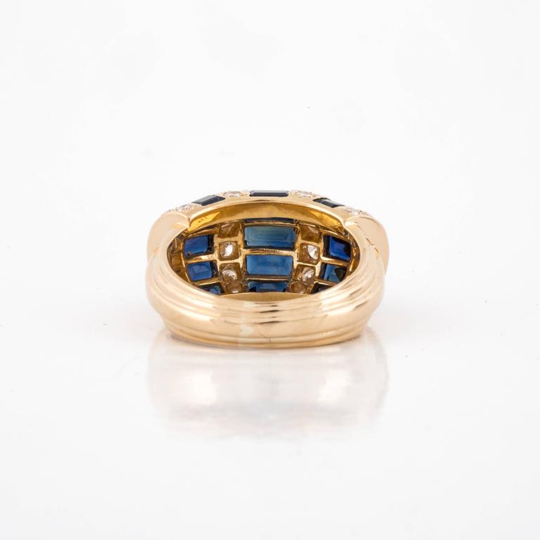Women's Oscar Heyman Bros. Sapphire and Diamond Ring in 18K Gold For Sale