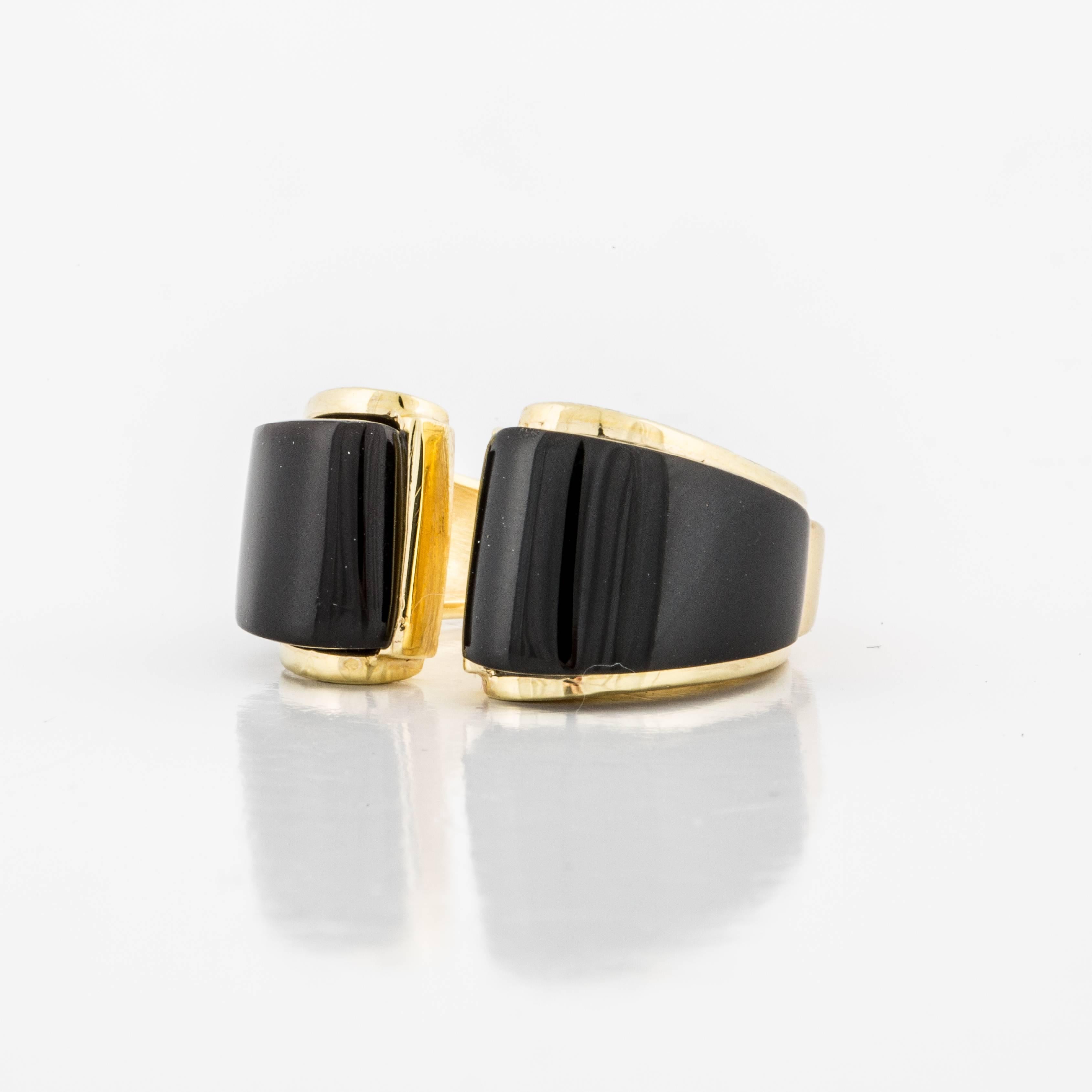 Estate Mazza ring composed of 14K yellow gold and onyx.  The ring is marked 