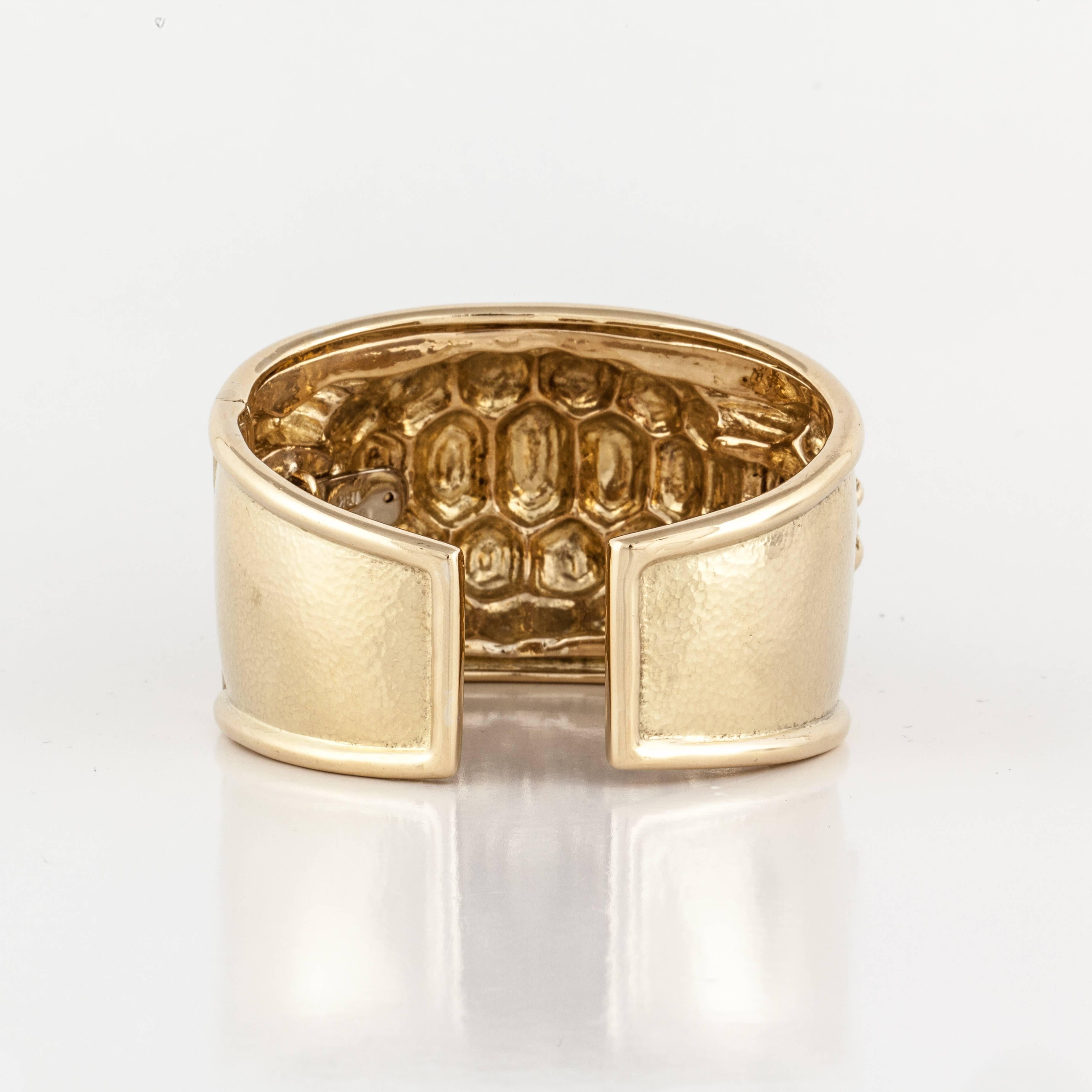 David Webb turtle cuff bracelet in 18K yellow gold marked 