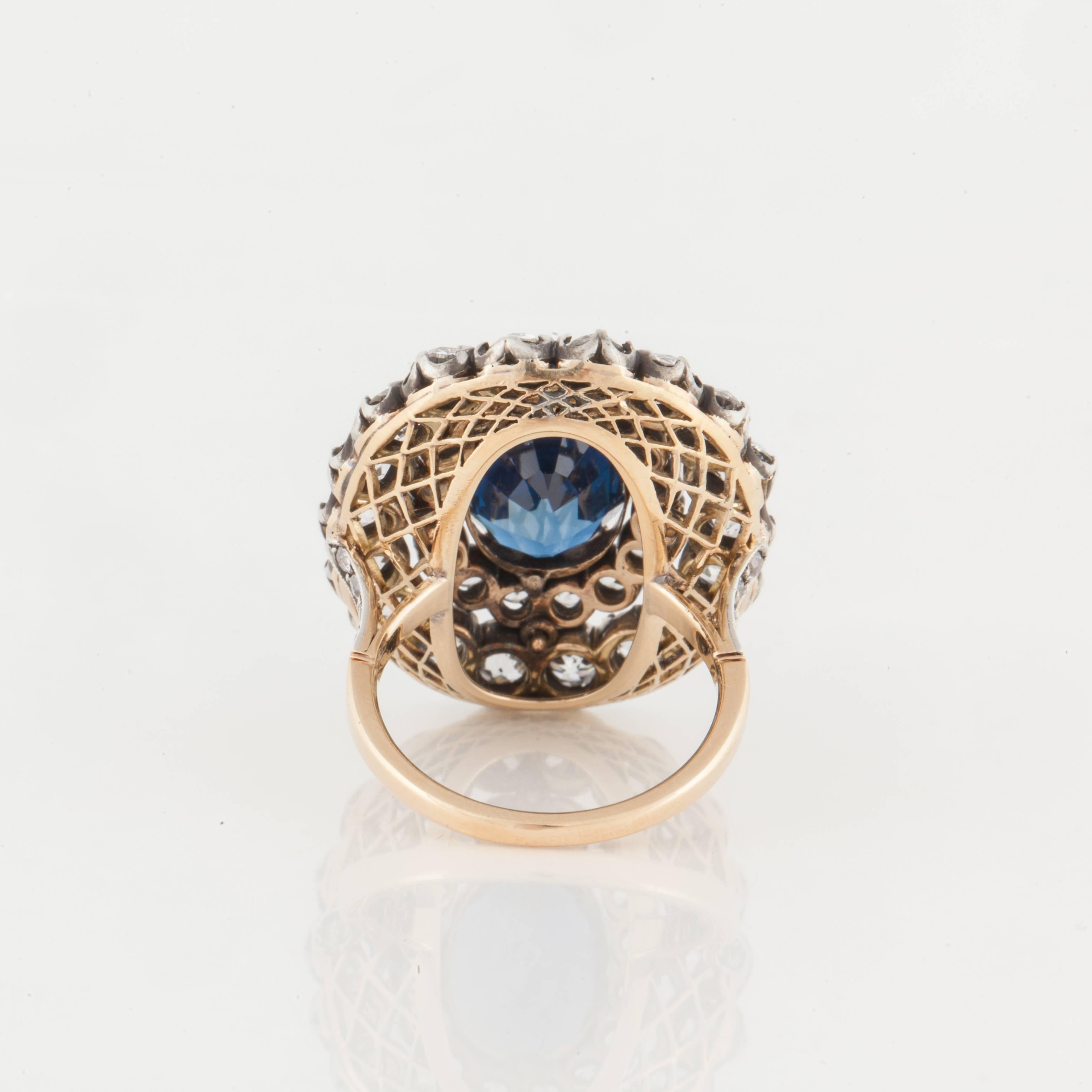 Victorian 6.78 Carat Sapphire and Diamond Ring in Sterling Silver and 18K Gold In Good Condition For Sale In Houston, TX