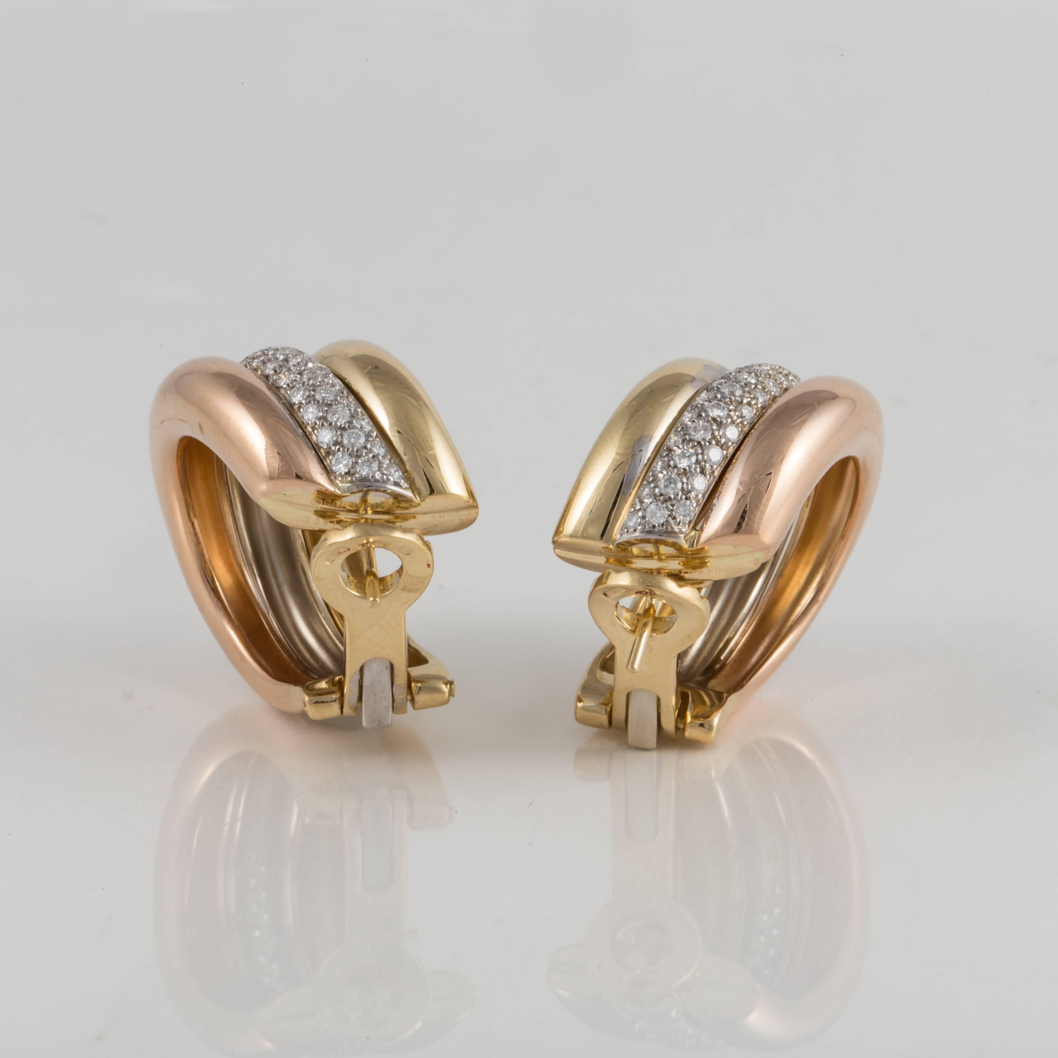 Cartier Trinity-Ohrringe aus dreifarbigem Gold und Diamanten im Zustand „Gut“ im Angebot in Houston, TX