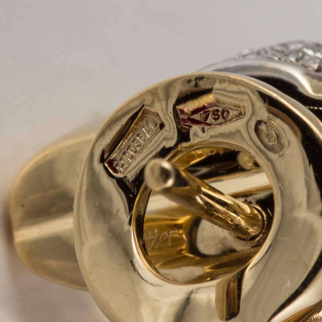 Cartier Trinity-Ohrringe aus dreifarbigem Gold und Diamanten Damen im Angebot