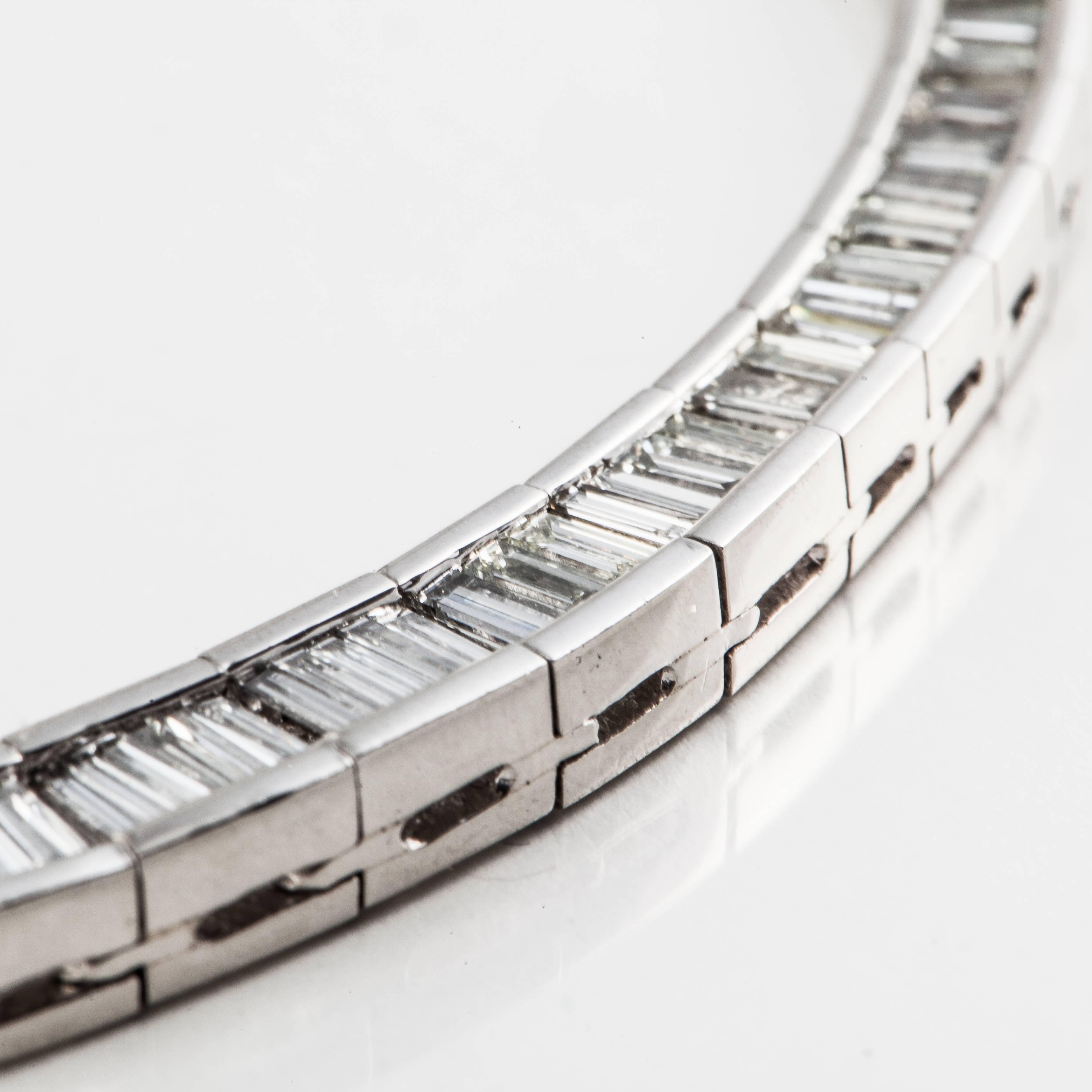 Women's Baguette Diamond Riviera Necklace in Platinum