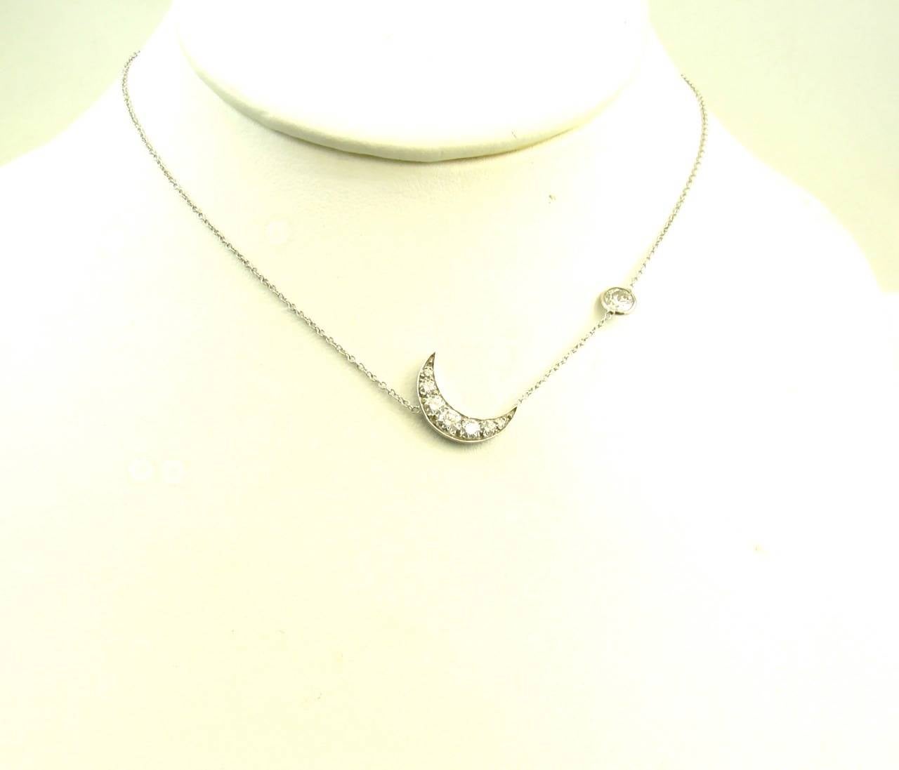 Renee Lewis Diamond Platinum Crescent Moon Necklace In Excellent Condition In New York, NY