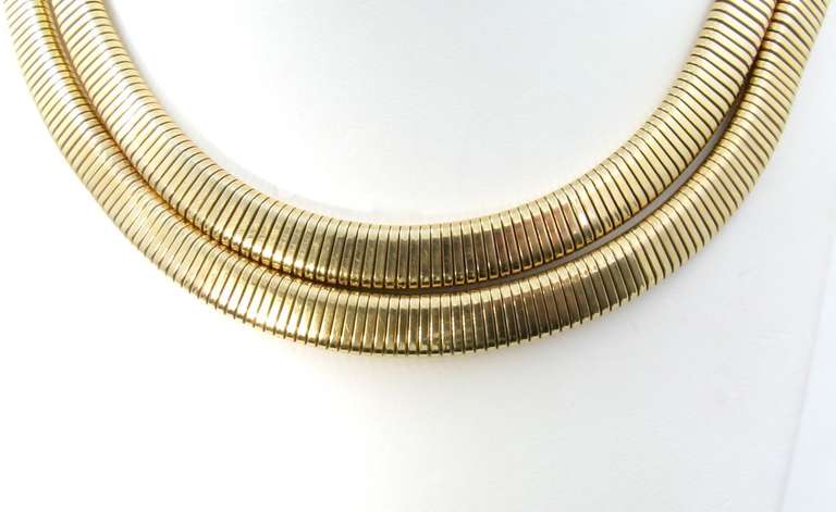 Women's A Fabulous Yellow Gold Double Tubogas Necklace.