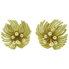 Vintage Van Cleef & Arpels Gold Flower Earrings