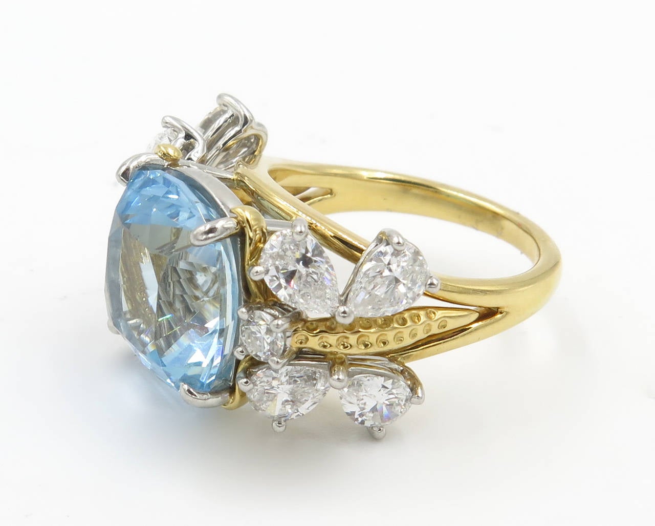Tiffany & Co. Schlumberger Aquamarine Diamond Gold Cocktail Ring In Excellent Condition In New York, NY