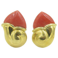 Grisogono Coral Gold Earrings