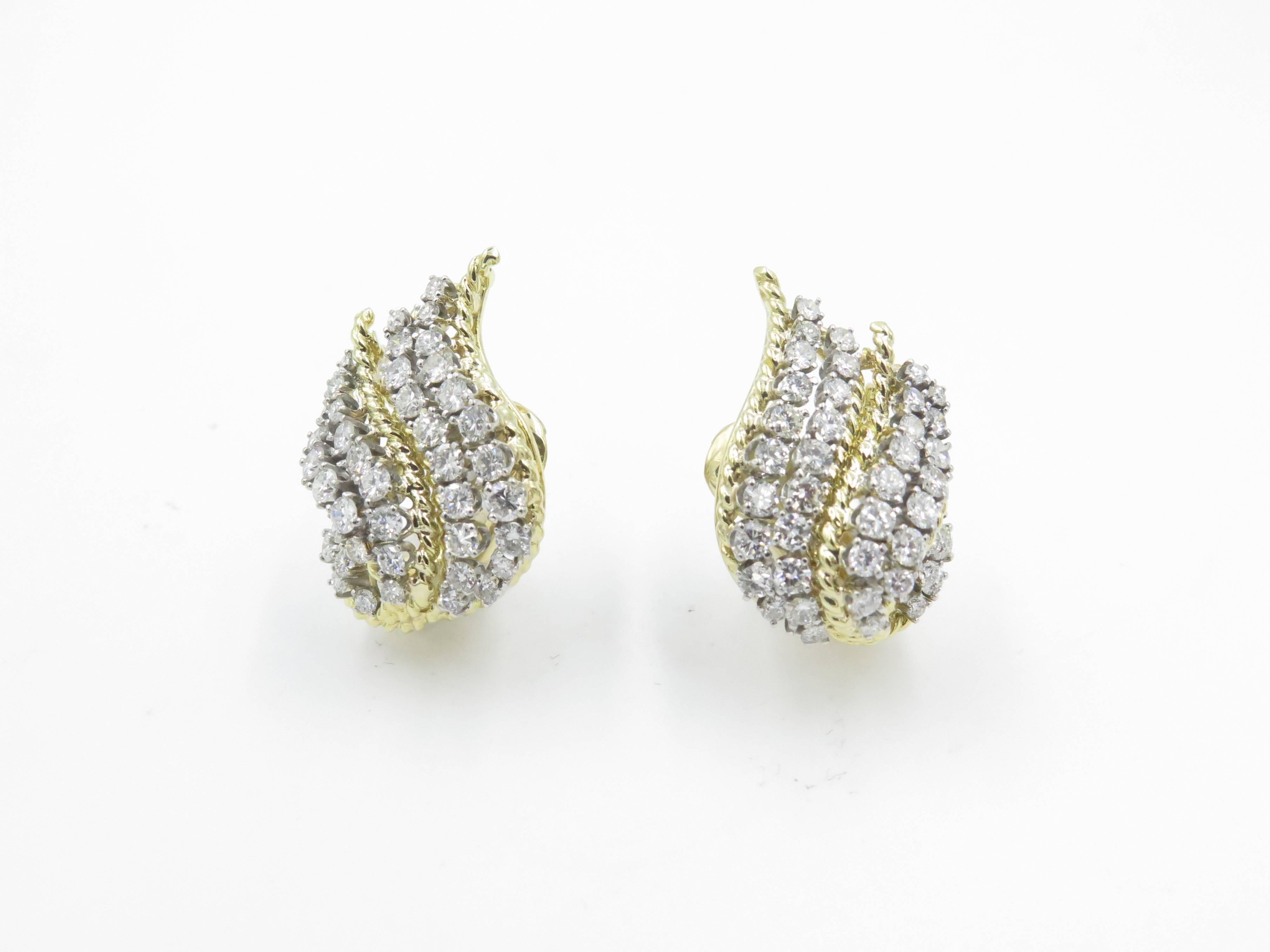 Women's or Men's Gorgeous Pair of Diamond Gold Earrings