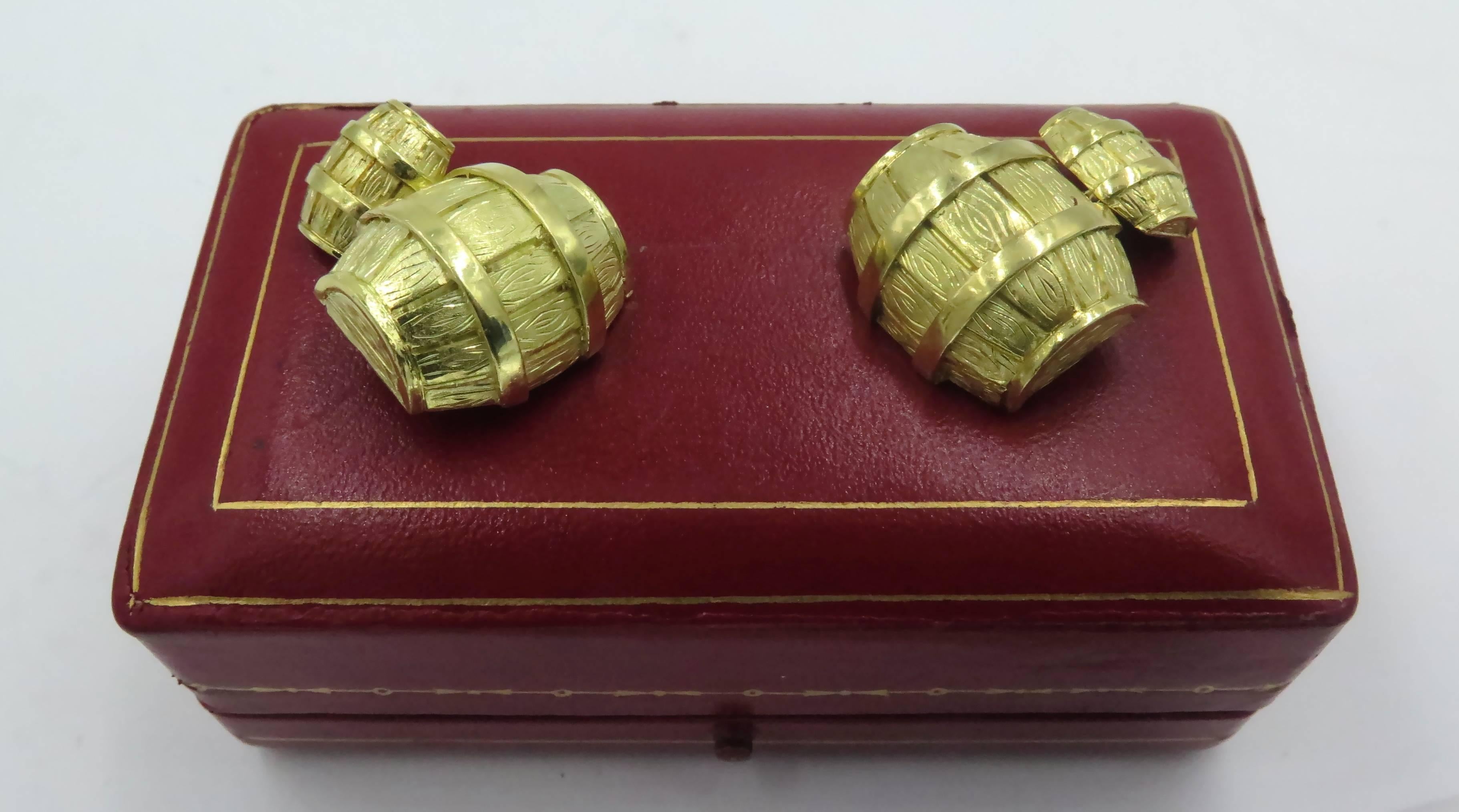 Women's or Men's 1970s Cartier Gold Barrel Cufflinks