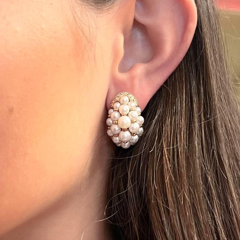 Donna Orecchini a cerchio con perle e diamanti CARTIER in vendita