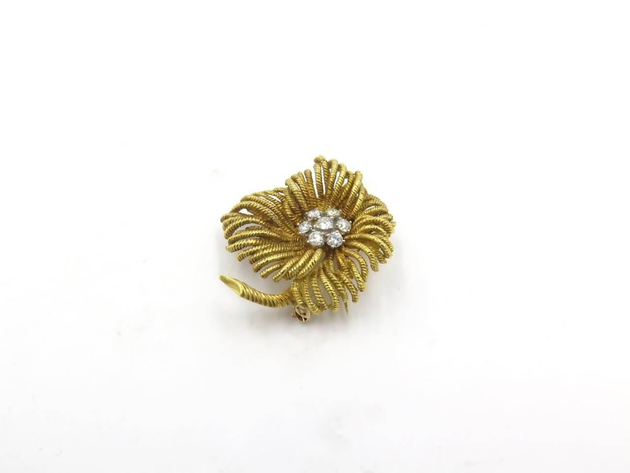 Van Cleef & Arpels Diamond Gold Flower Brooch In Excellent Condition In New York, NY