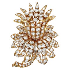 1960s French Gold Diamond Flower Brooch