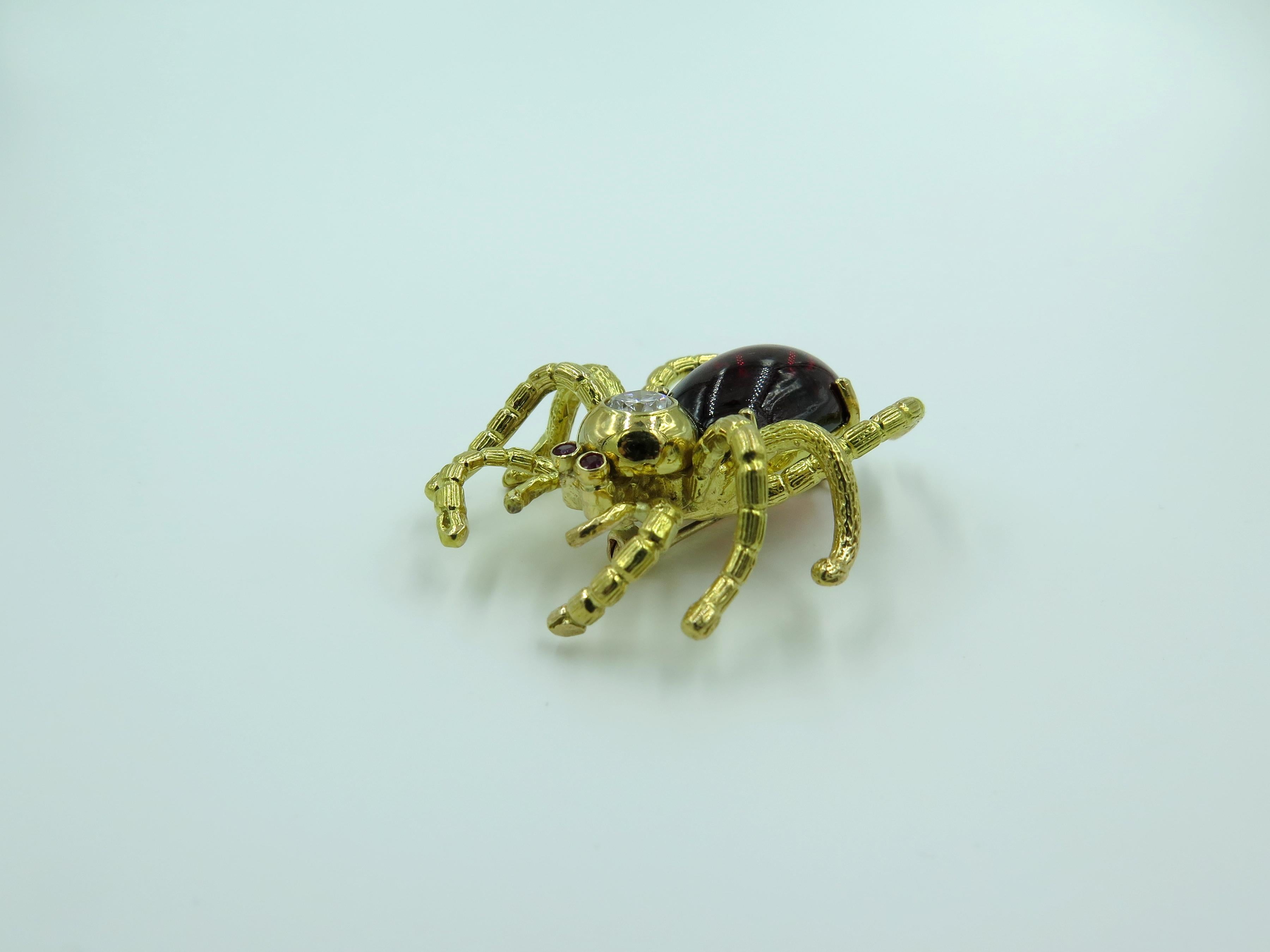 Garnet and Diamond Spider Brooch In Excellent Condition In New York, NY