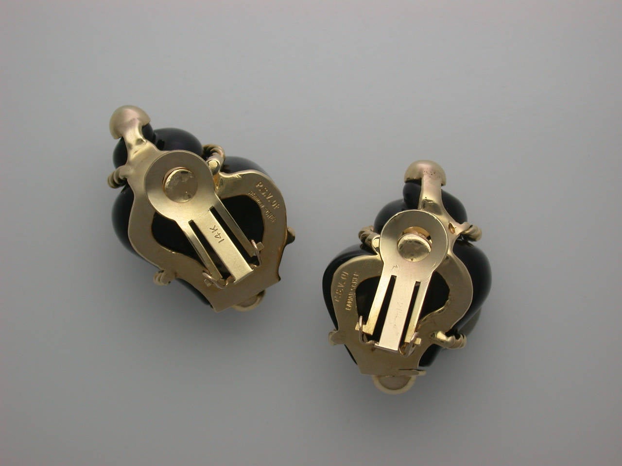 1960s Schepps Black Onyx Gold Earclips In Excellent Condition In New York, NY