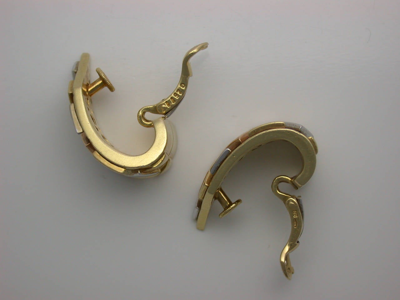 Marina B 3-Color Gold Geometric Earclips In Excellent Condition For Sale In New York, NY