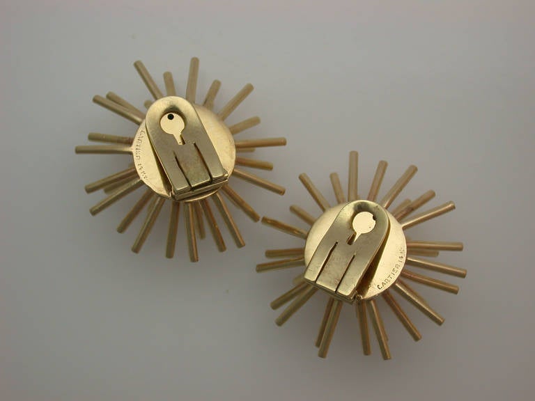 Cartier Gold Sputnik Earclips In Excellent Condition For Sale In New York, NY