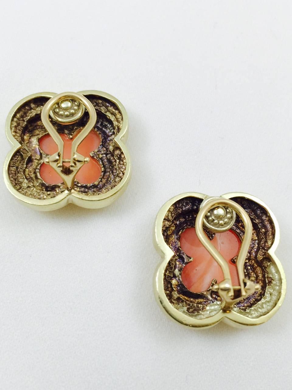 Contemporary Clover Shape Coral Gold Earrings For Sale