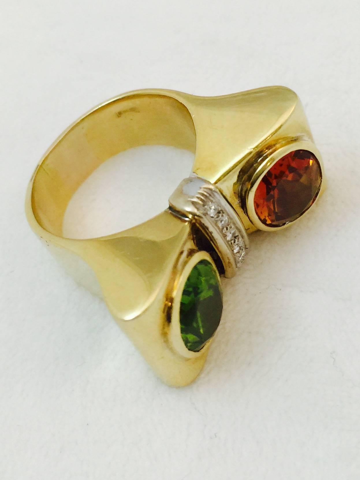 1980s Citrine Peridot Diamond Gold Ring In Excellent Condition In Palm Beach, FL